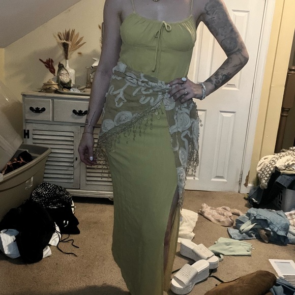 Solai the label golden midi Dress - Picture 1 of 2